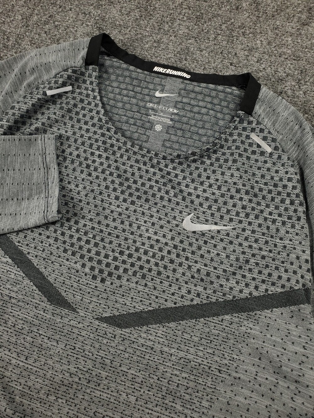 Nike Dri Fit ADV Techknit Ultra Shirt Large Gray Long Sleeve Running Top